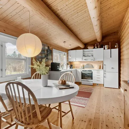 3 Bedroom Gorgeous In Græsted