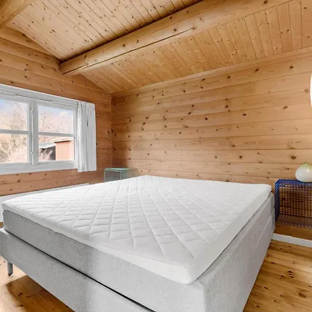 3 Bedroom Gorgeous In * Græsted